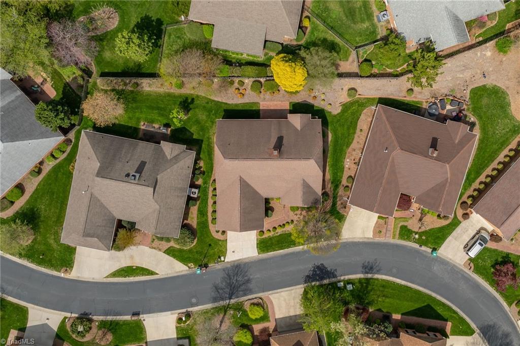 913 Flicker Lane High Point, NC 27262 - Photo 39 of 42