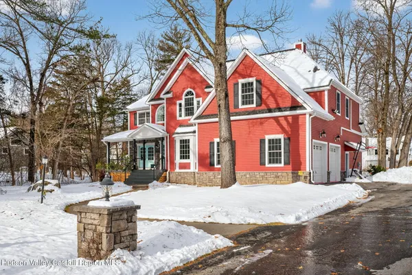 $875,000 | 30 Alison Court, Kingston, NY 12401