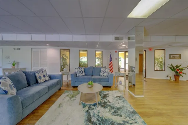 $299,999 | 5849 Park Street North, Unit 404, St. Petersburg, FL 33709