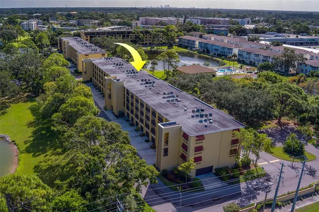 $299,999 | 5849 Park Street North, Unit 404, St. Petersburg, FL 33709