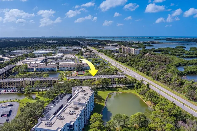 $299,999 | 5849 Park Street North, Unit 404, St. Petersburg, FL 33709