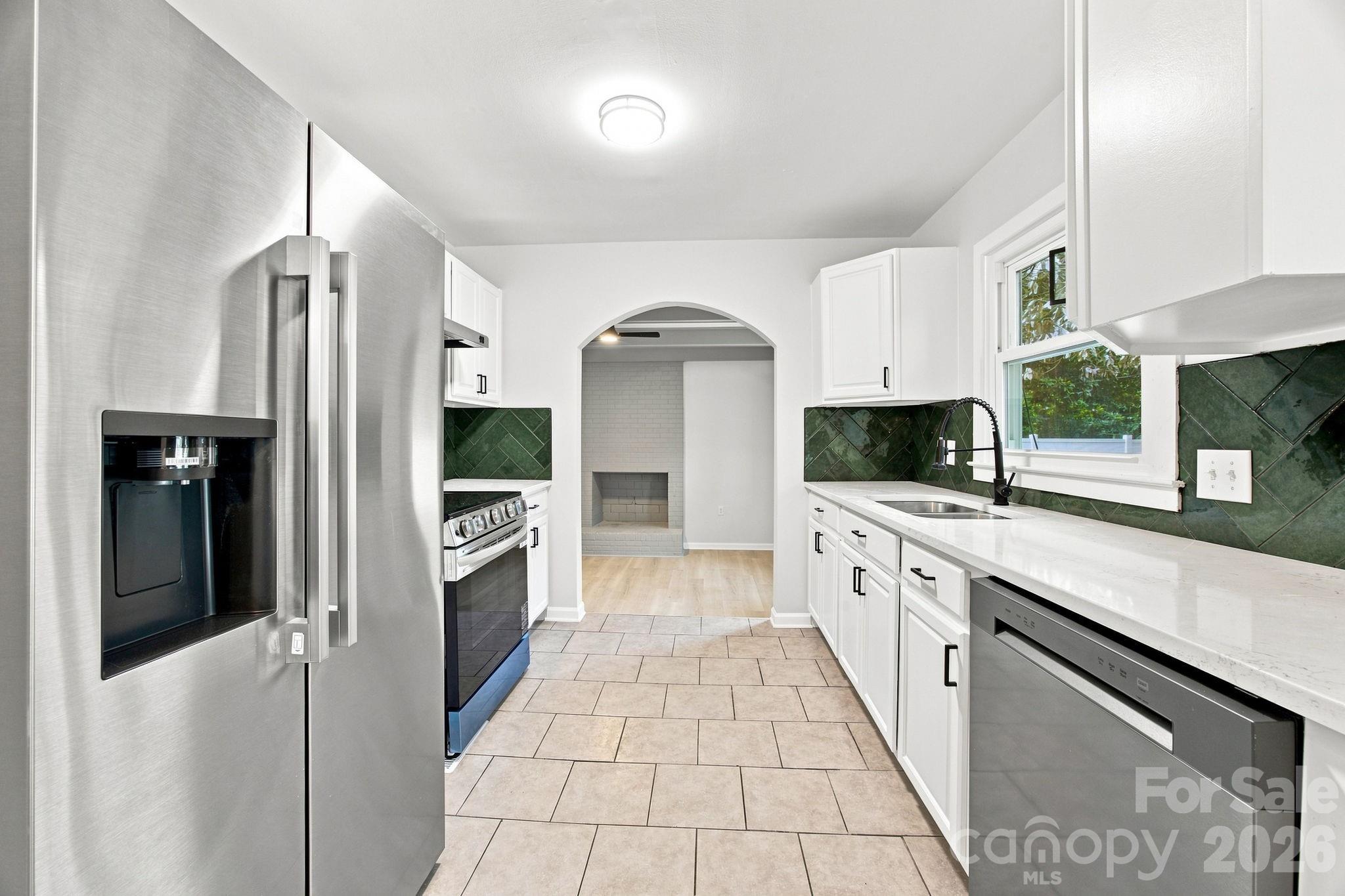 4100 Sudbury Road Charlotte, NC 28205 - Photo 19 of 37 Gallery Image 19