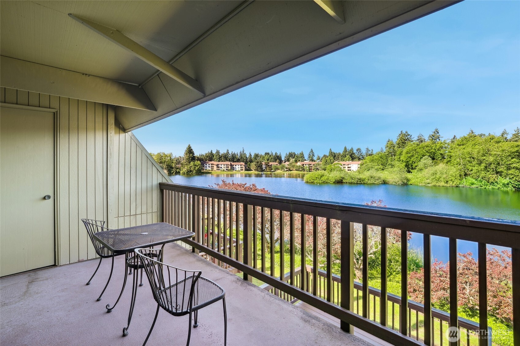 30831 13th Place South, Unit 13 Federal Way, WA 98003 - Photo 19 of 38 a view of a balcony with chairs
