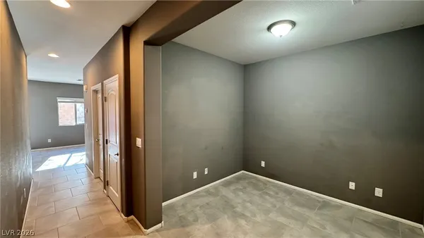 $2,298 | 8127 Winterfell Place, Las Vegas, NV 89166