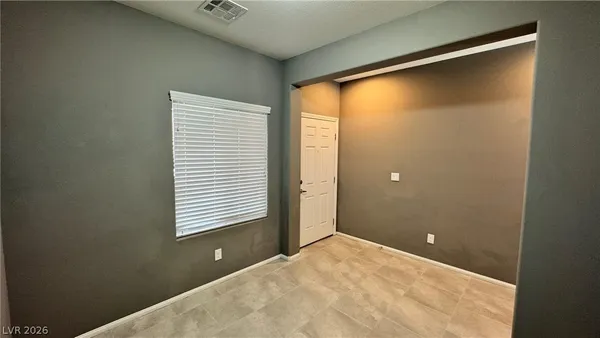 $2,298 | 8127 Winterfell Place, Las Vegas, NV 89166