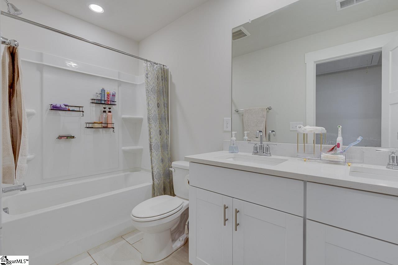 208 Roderick Lane Greenville, SC 29605 - Photo 31 of 50