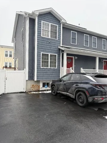 $3,500 | 13 Marion Street, Unit 11, Haverhill, MA 01832