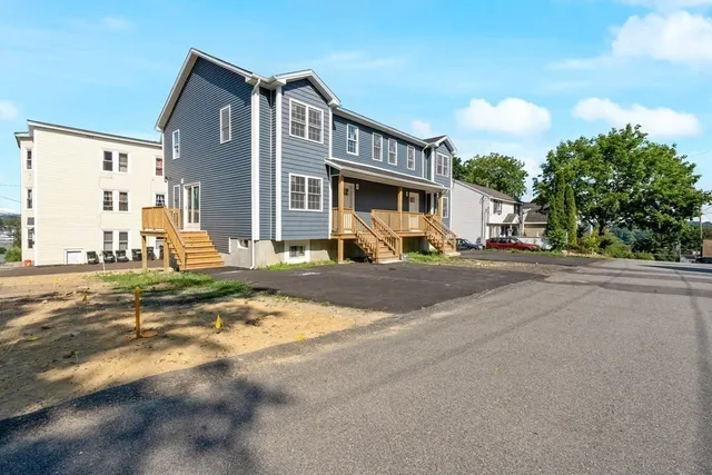 $3,500 | 13 Marion Street, Unit 11, Haverhill, MA 01832