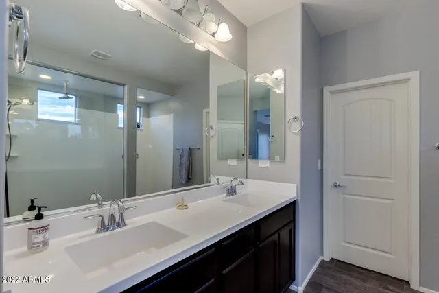 $2,800 | 12772 West Burnside Trail, Peoria, AZ 85383