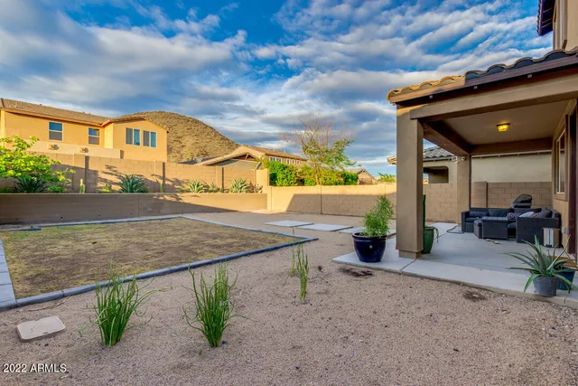 $2,800 | 12772 West Burnside Trail, Peoria, AZ 85383