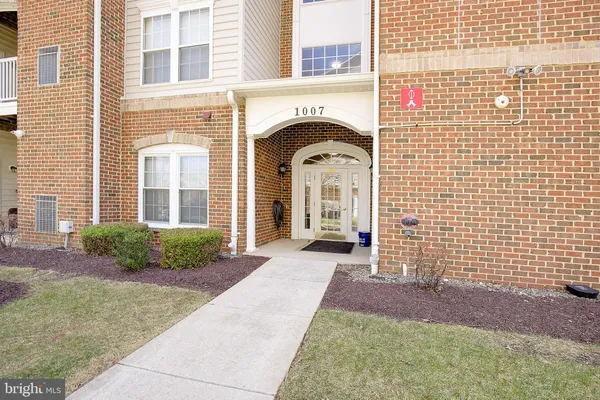 $335,000 | 1007 Samantha Lane, Unit 404, Odenton, MD 21113