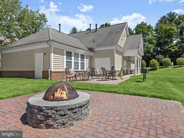 $335,000 | 1007 Samantha Lane, Unit 404, Odenton, MD 21113