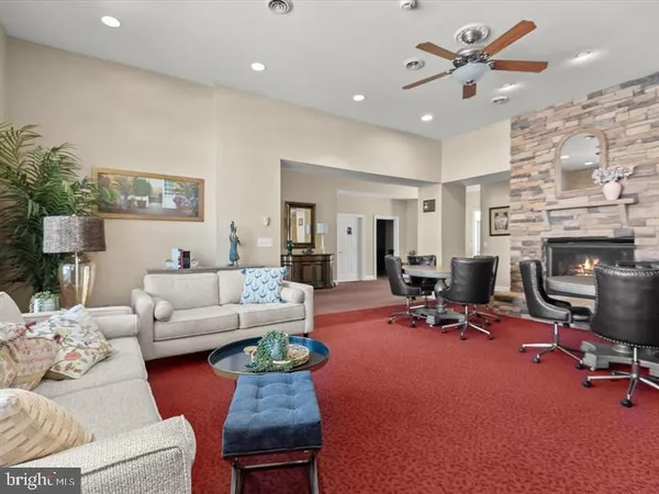 $335,000 | 1007 Samantha Lane, Unit 404, Odenton, MD 21113