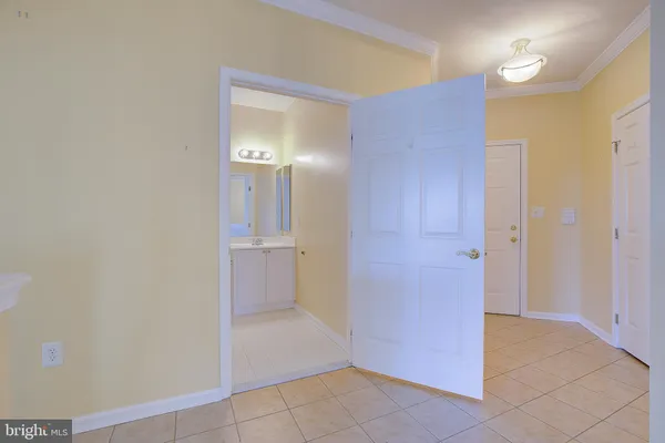 $335,000 | 1007 Samantha Lane, Unit 404, Odenton, MD 21113