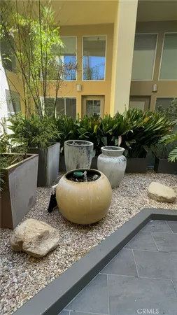 $5,300 | 600 Ridgeley Drive, Los Angeles, CA 90036