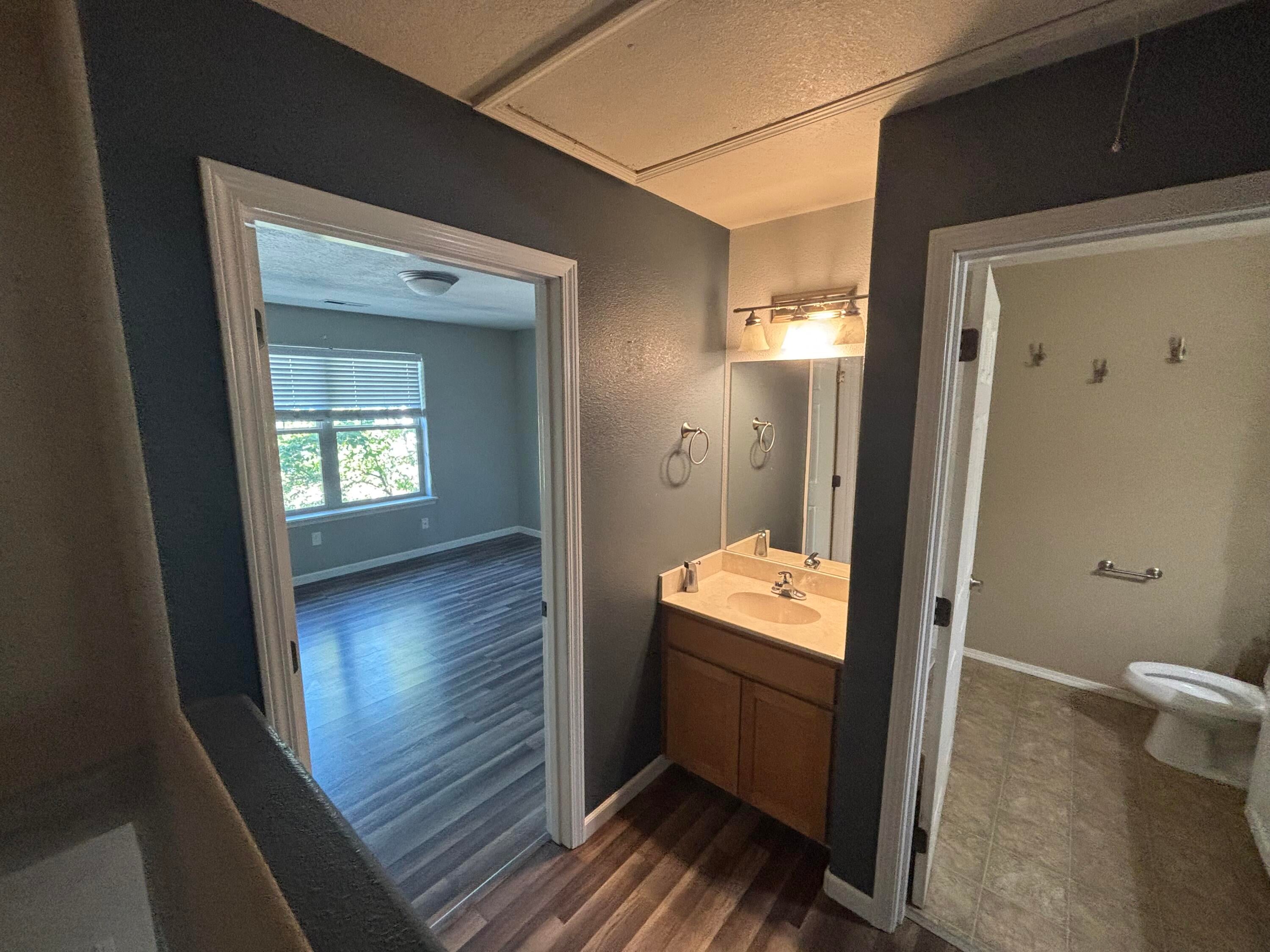 450 Midway Road, Unit 16 Medford, OR 97501 - Photo 12 of 18 13