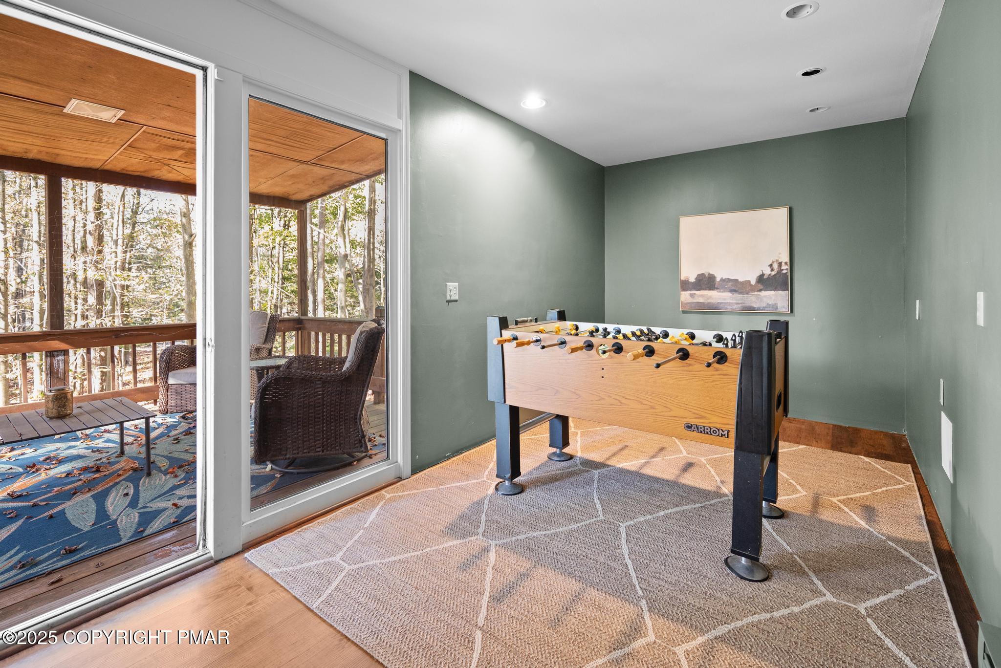 165 Sweet Briar Road Pocono Pines, PA 18350 - Photo 22 of 39