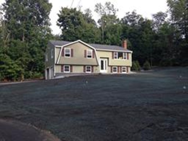 336 Acton Road Chelmsford, MA 01824 - Photo 1 of 11 Gallery Image 1