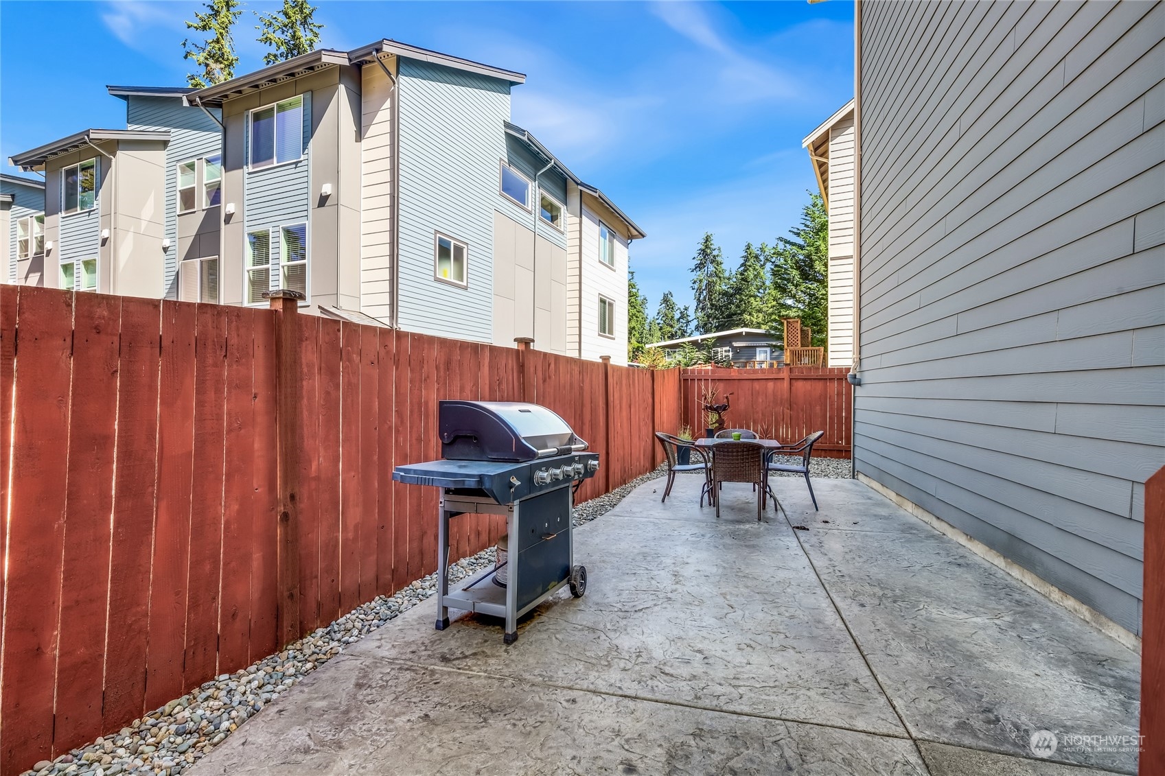 8826 234th Street Southwest Edmonds, WA 98026 - Photo 25 of 28 Gallery Image 25