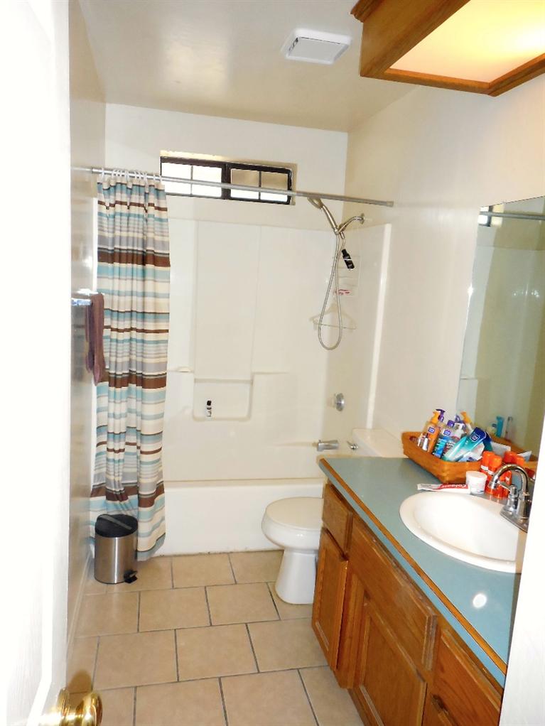 29140 North Lower Valley Road Tehachapi, CA 93561 - Photo 31 of 42 Gallery Image 31