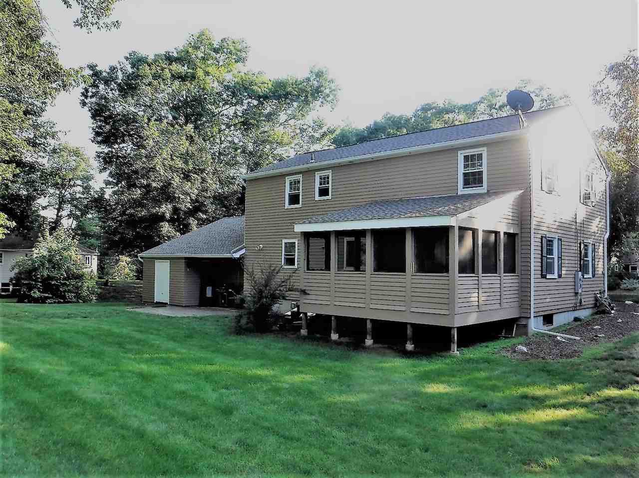 487 Woodlawn Ridge Road Pembroke, NH 03275 - Photo 3 of 16 Gallery Image 3