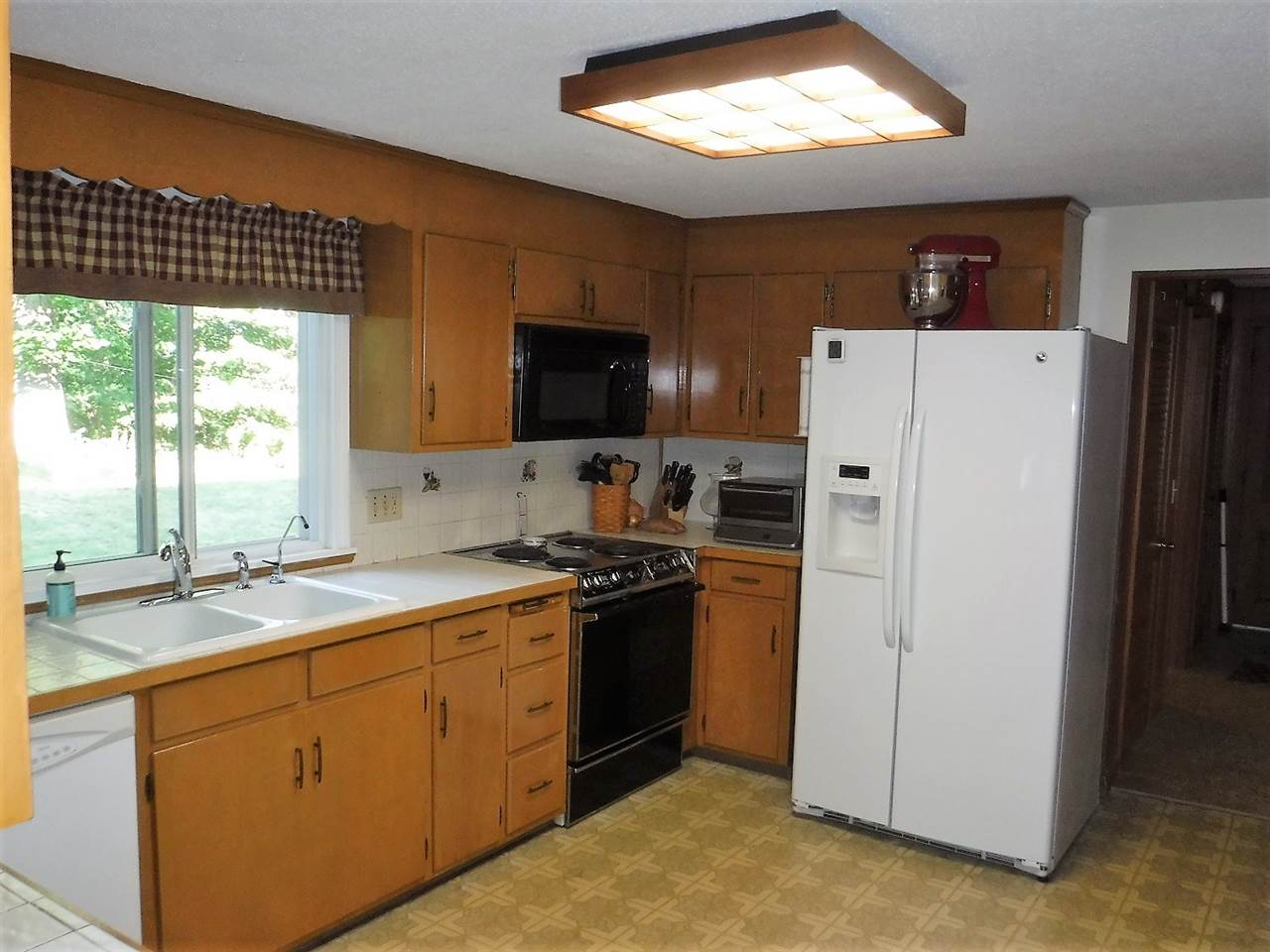 487 Woodlawn Ridge Road Pembroke, NH 03275 - Photo 9 of 16 Gallery Image 9