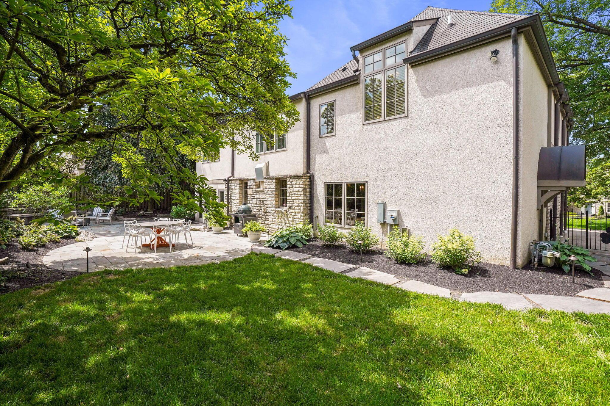 2076 Elgin Road Columbus, OH 43221 - Photo 75 of 82 76-web-or-mls-DSC09805