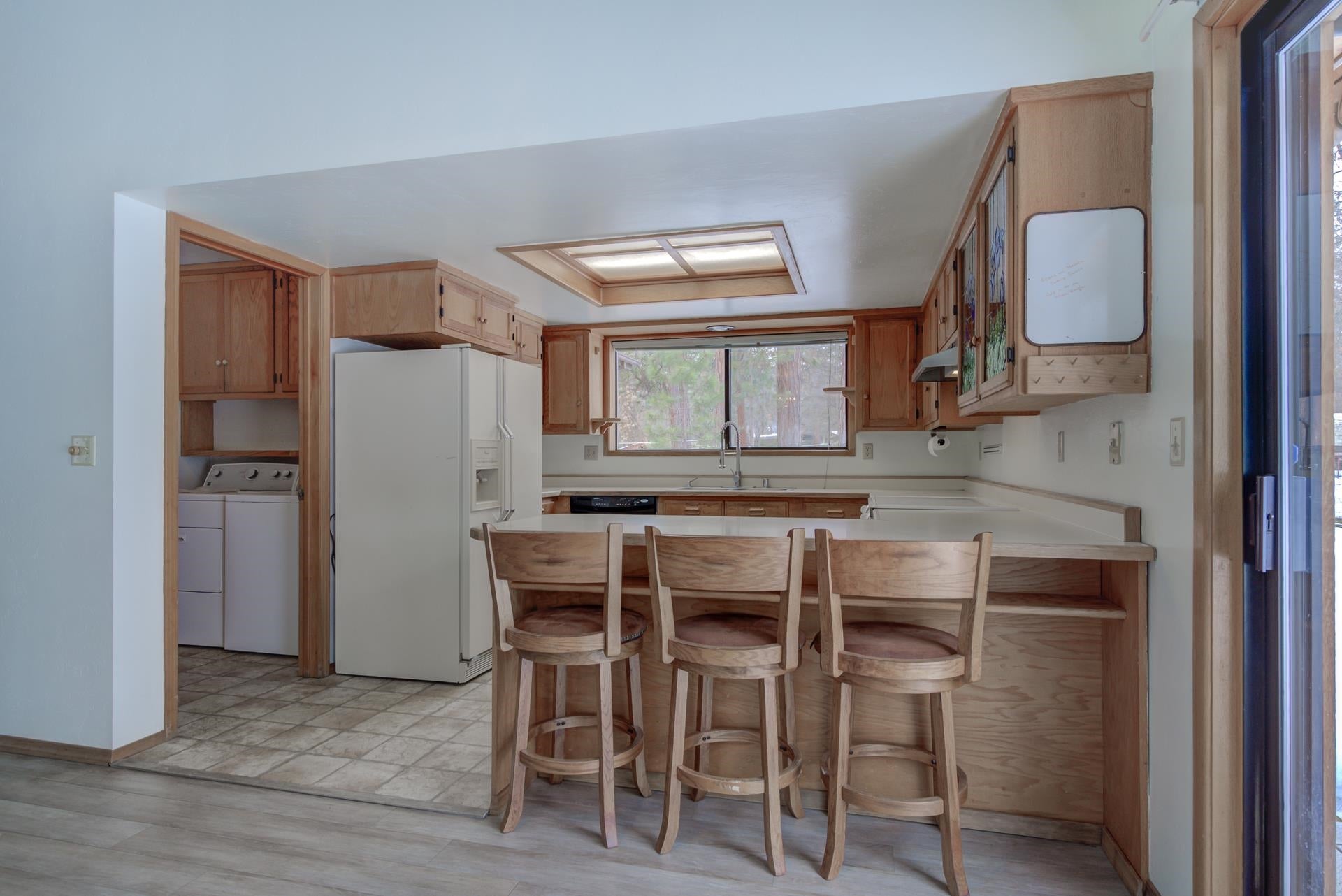 237 Hammond Road Yreka, CA 96097 - Photo 10 of 42 Gallery Image 10