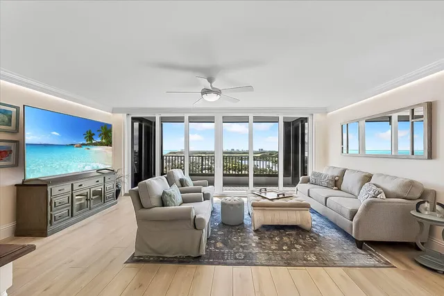 $1,450,000 | 450 Ocean Drive, Unit PH3, Juno Beach, FL 33408