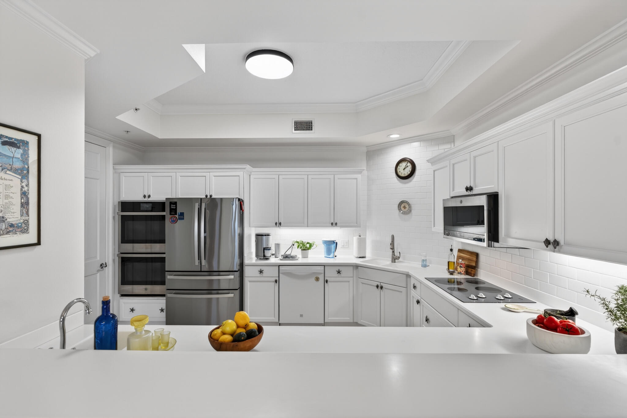 5 Calhoun Avenue, Unit 504 Destin, FL 32541 - Photo 20 of 64 Clean, Bright, Spacious Kitchen