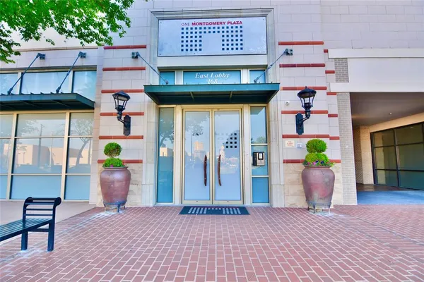 a view of a entryway door of the house