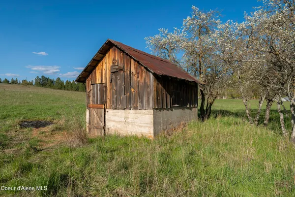$1,350,000 | 1050 Eastside Road, Priest River, ID 83856