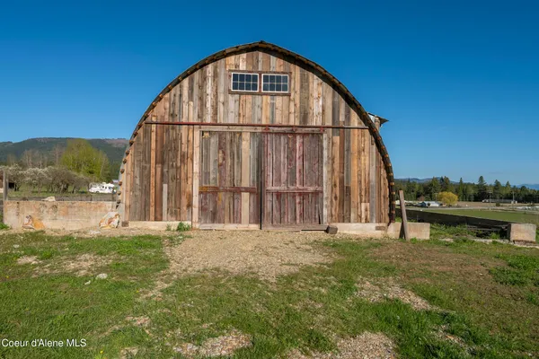 $1,350,000 | 1050 Eastside Road, Priest River, ID 83856