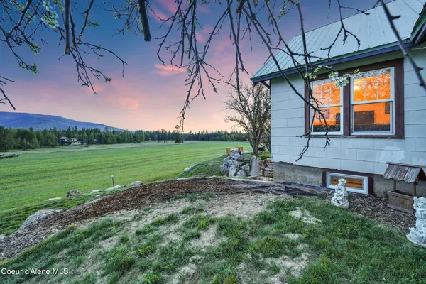 $1,350,000 | 1050 Eastside Road, Priest River, ID 83856
