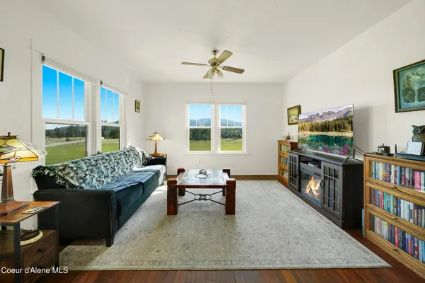 $1,350,000 | 1050 Eastside Road, Priest River, ID 83856