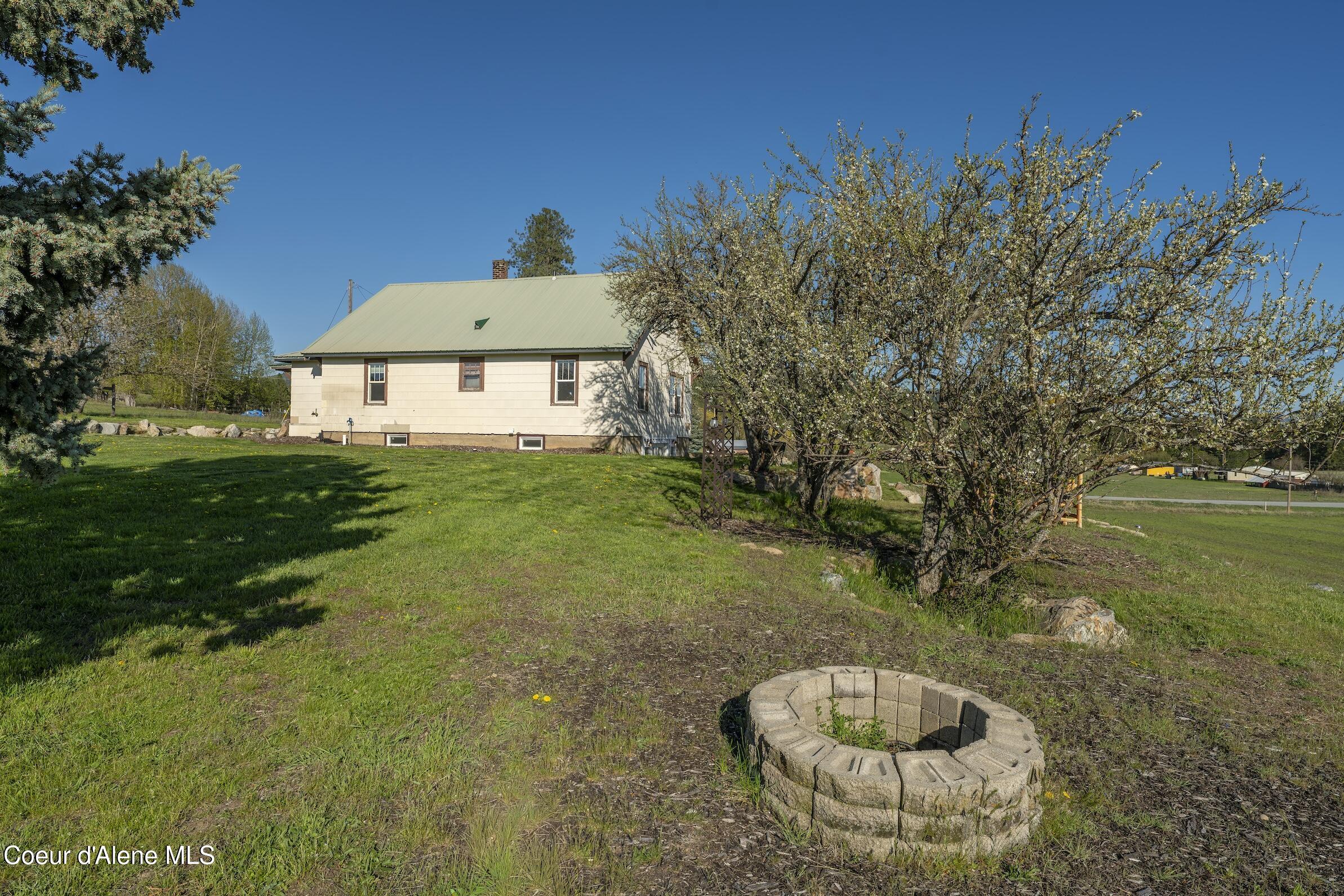 1050 Eastside Road Priest River, ID 83856 - Photo 7 of 65 DSC09158