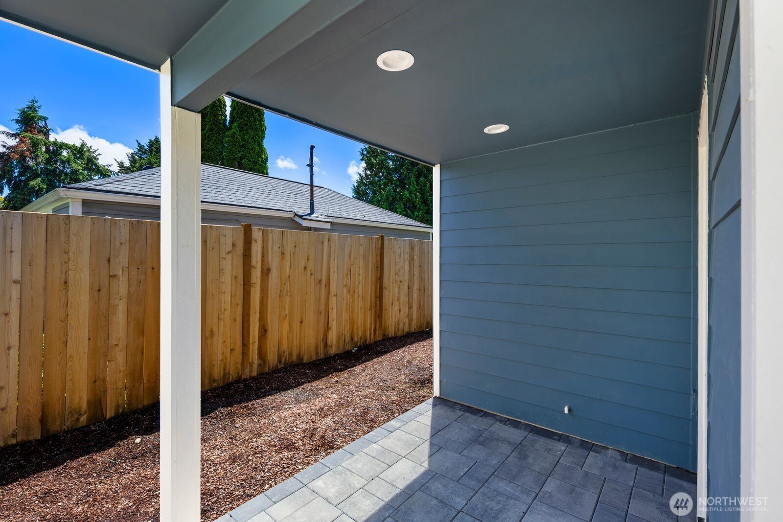 1251 Southwest 151st Street Seattle, WA 98166 - Photo 22 of 27