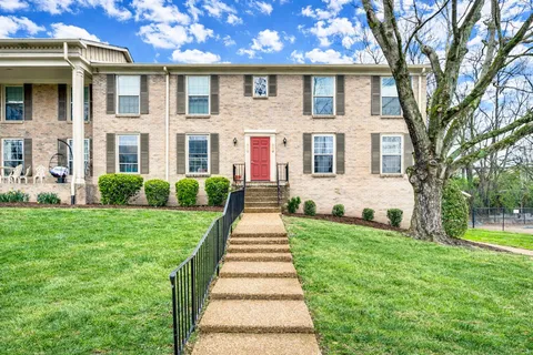 $227,900 | 1011 Murfreesboro Road, Unit L10, Franklin, TN 37064