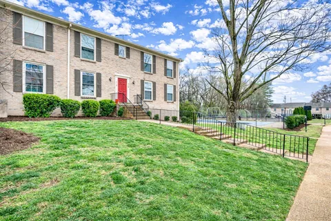 $227,900 | 1011 Murfreesboro Road, Unit L10, Franklin, TN 37064