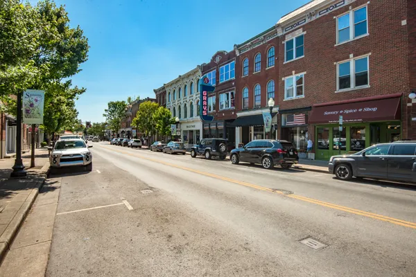 $227,900 | 1011 Murfreesboro Road, Unit L10, Franklin, TN 37064