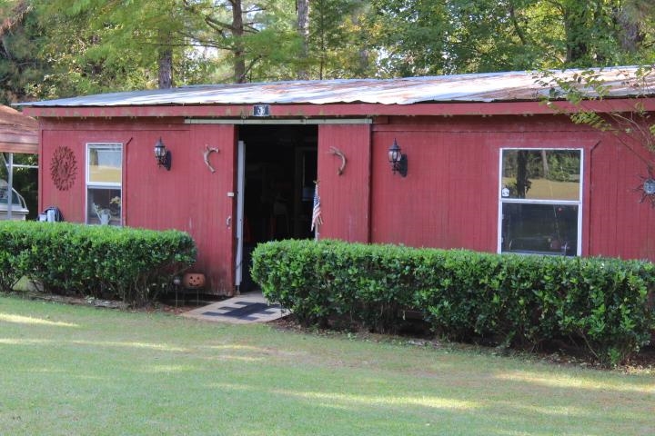 408 Clinton Road Havana, FL 32333 - Photo 10 of 24 Gallery Image 10