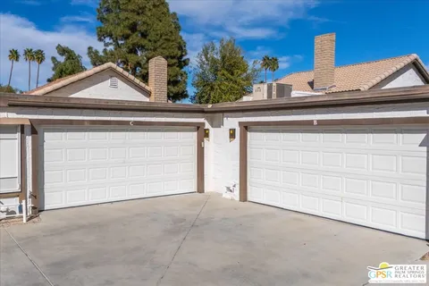 $555,000 | 2247 East Miramonte Circle, Unit C, Palm Springs, CA 92264