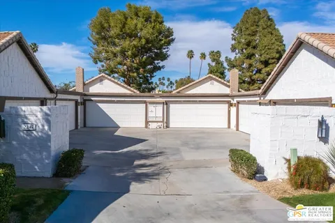 $555,000 | 2247 East Miramonte Circle, Unit C, Palm Springs, CA 92264