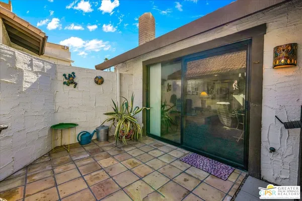 $499,000 | 2247 East Miramonte Circle, Unit C, Palm Springs, CA 92264