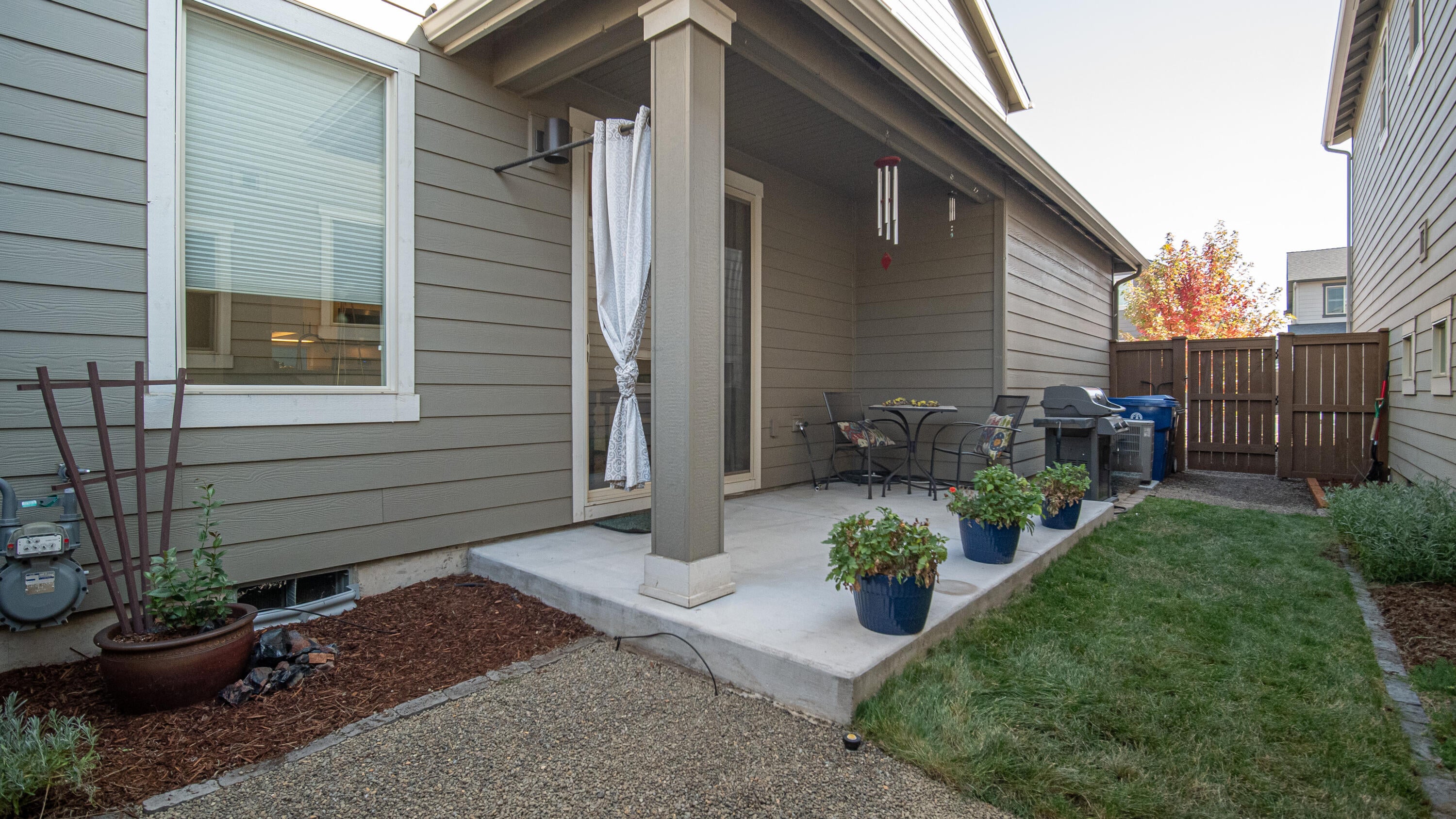 20896 Sotra Loop Bend, OR 97702 - Photo 15 of 21 P1210834
