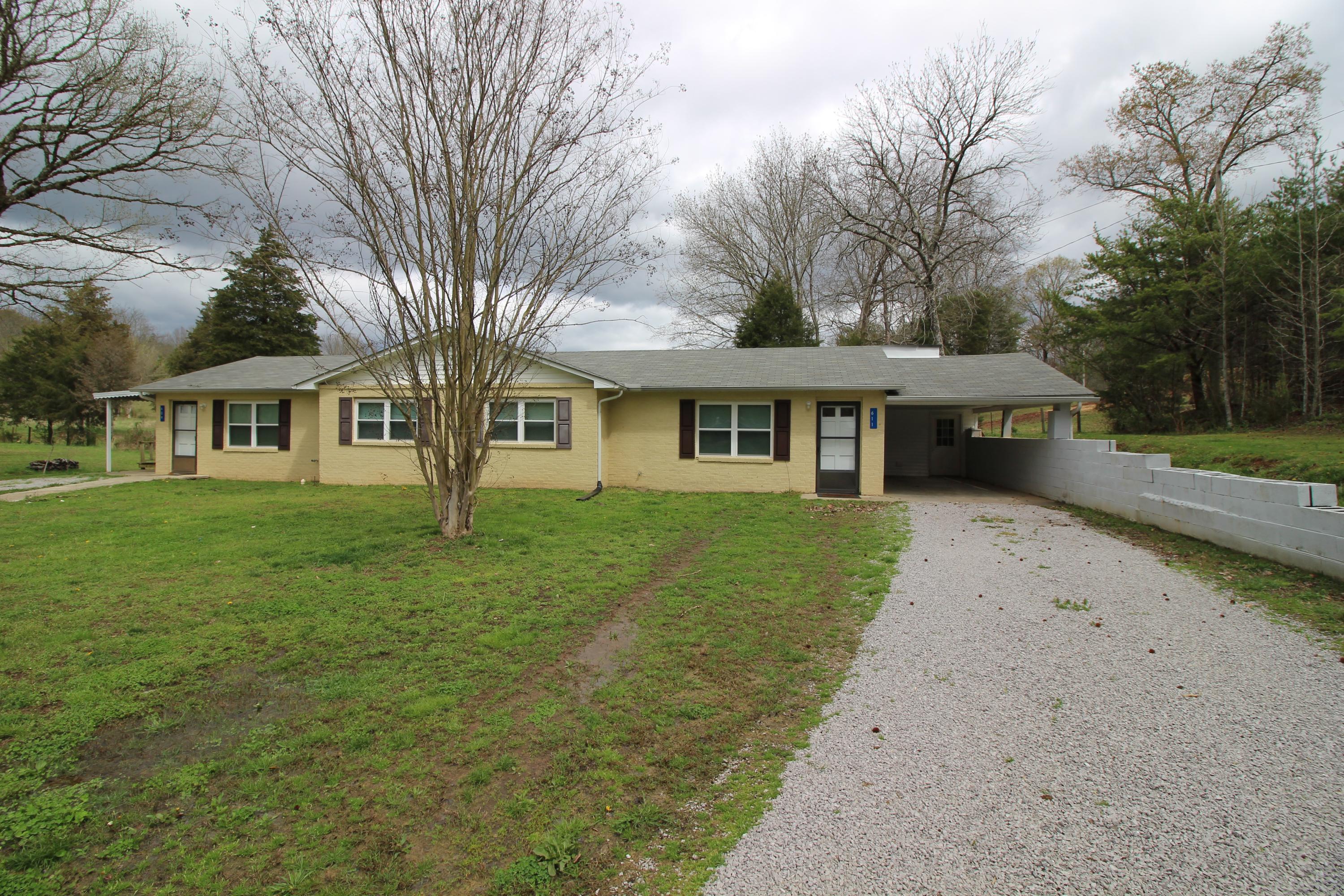 609 Laurel Bluff Road Kingston, TN 37763 - Photo 2 of 10 duplex