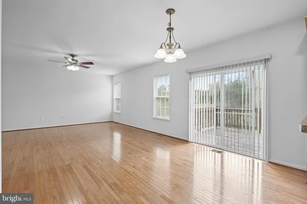 $2,900 | 21551 Port Court, Lexington Park, MD 20653