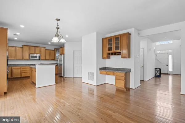 $2,900 | 21551 Port Court, Lexington Park, MD 20653