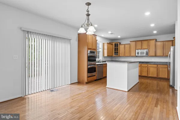 $2,900 | 21551 Port Court, Lexington Park, MD 20653