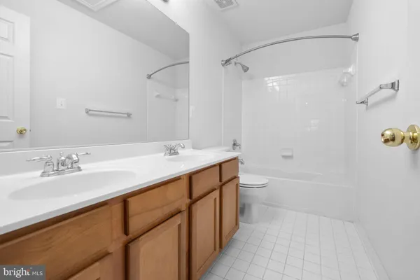 $2,900 | 21551 Port Court, Lexington Park, MD 20653